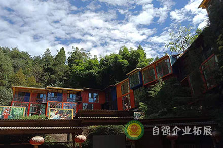 山涯營(yíng)戶(hù)外體驗(yàn)公園