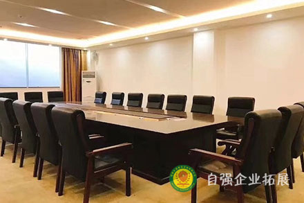 成都周邊軍訓拓展團建基地